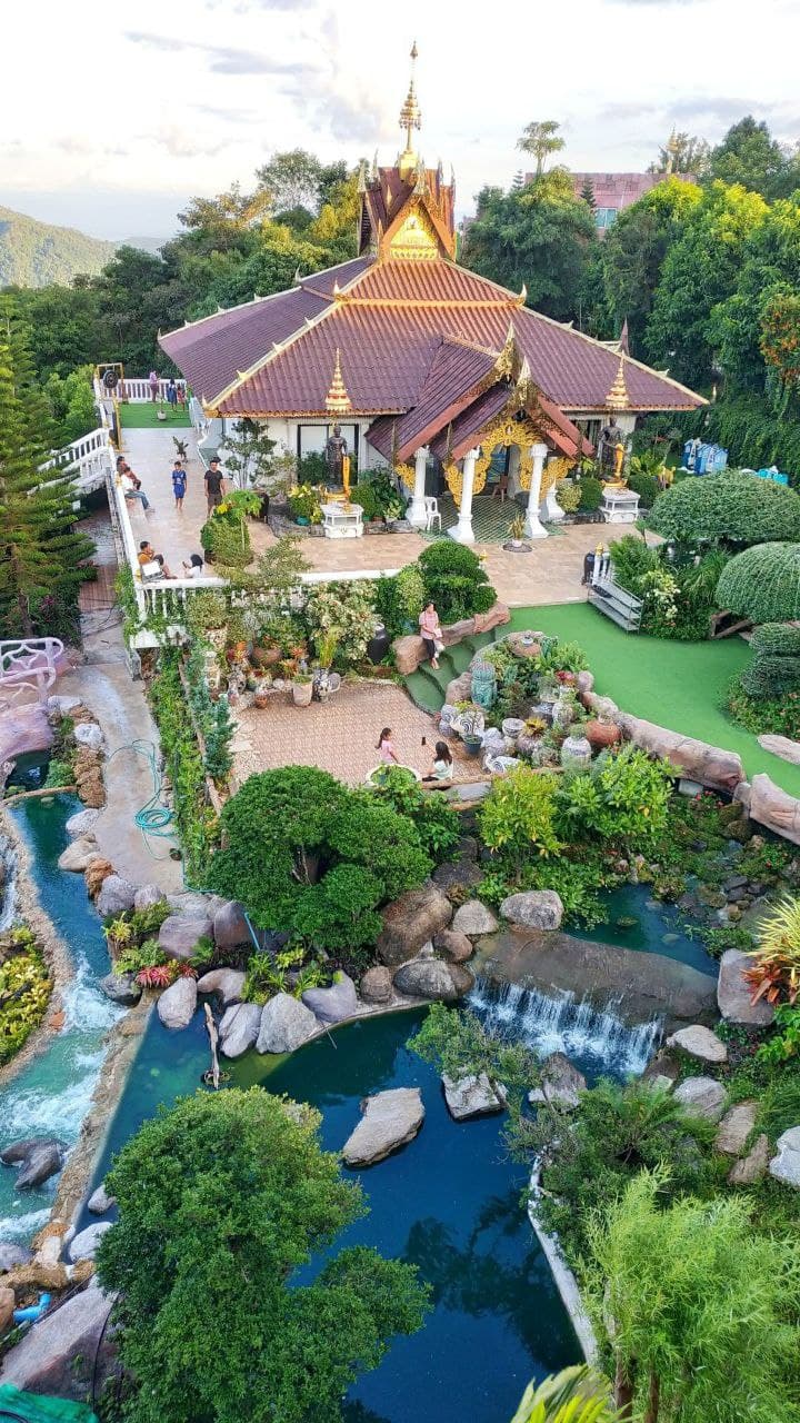 Wat Pha Sorn Kaew 4